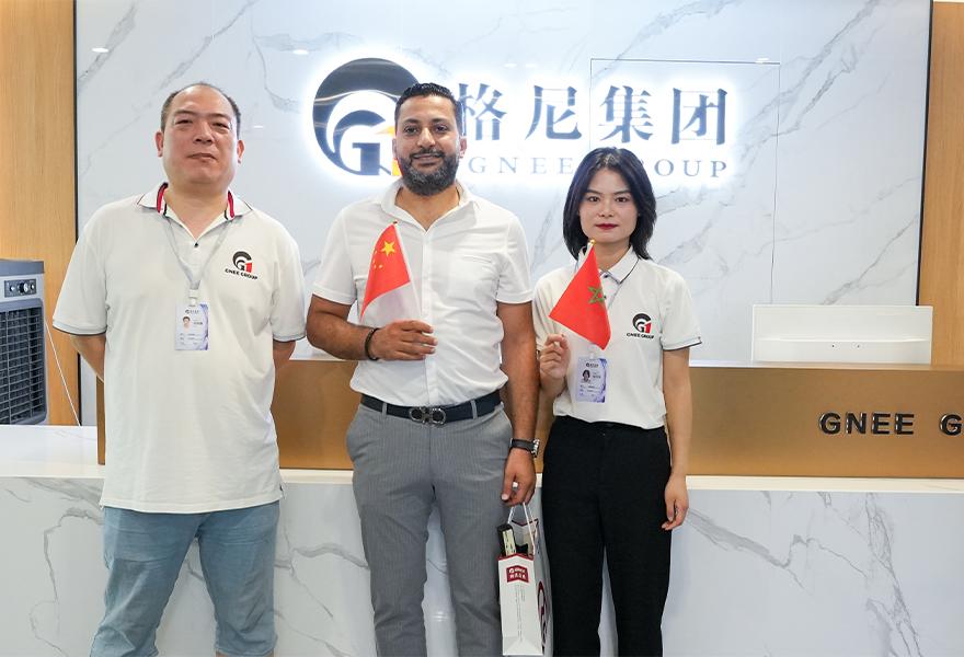 Представители Вьетнамской автомобильной компании посетили Китайскую открытую компанию по экспорту автомобилей